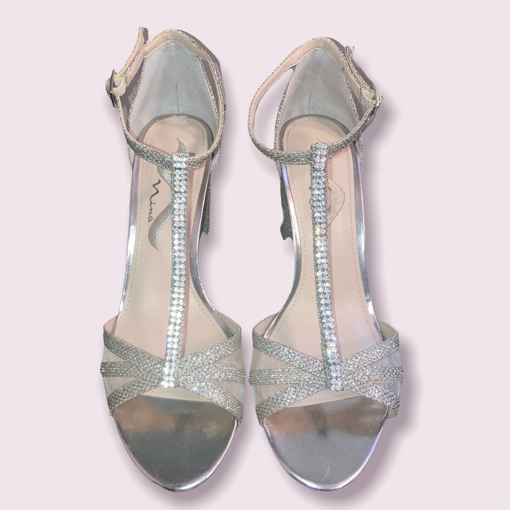 Nina Glitter Champagne Colored Heels Size 7.5